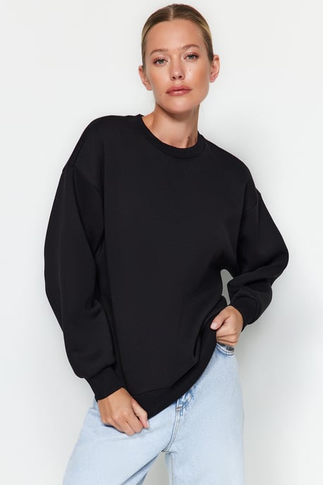 TRENDYOLMİLLA Damen Schwarz Einfarbig Lang Regular Fit Sweatshirts - Image 4