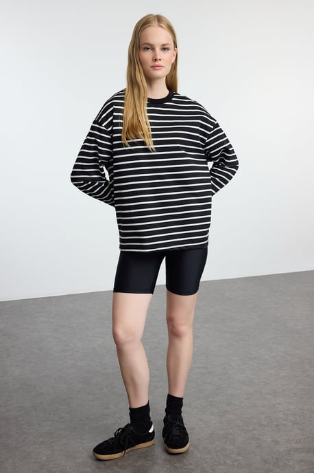 TRENDYOLMİLLA Damen Gestreift Lang Oversize Sweatshirts - Image 5