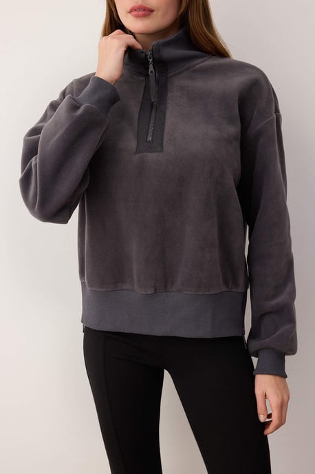 TRENDYOLMİLLA Damen Grau Einfarbig Lang Regular Fit Sweatshirts - Image 2