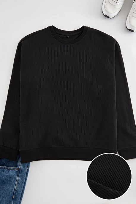 TRENDYOL MAN Herren Schwarz Einfarbig Lang Oversize Sweatshirts - Image 4