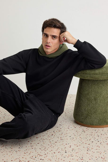 TRENDYOL MAN Herren Schwarz Slogan Lang Oversize Sweatshirts - Image 2