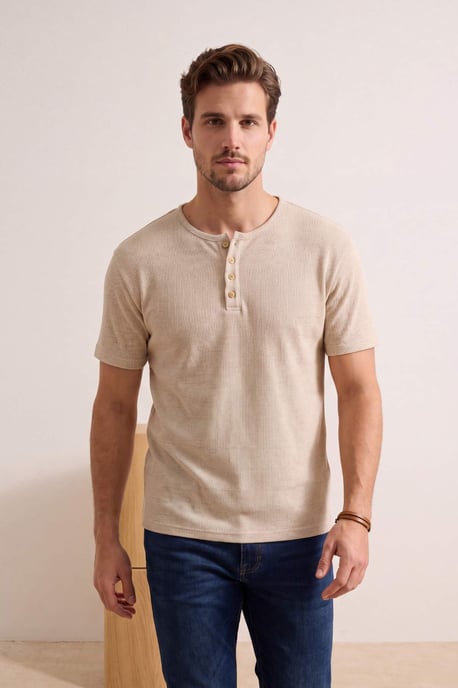 TRENDYOL MAN Herren Beige Einfarbig Kurz Regular Fit T-Shirts - Image 1