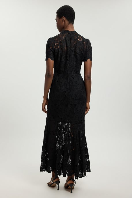 Guipure-Spitzenkleid mit hohem Ausschnitt und ausgestelltem Midirock - Image 3