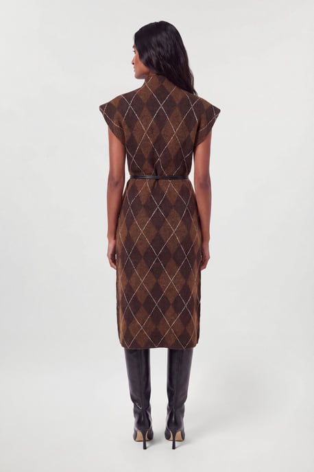 Karen Millen Strickkleid aus Wollmischung mit Nieten, Argyle-Muster, Gürtel und Midi-Länge - Image 2