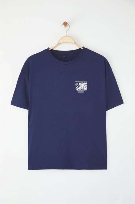 Trendyol Curve Damen Dunkelblau Rückenprint Kurz Oversize Große Größen T-Shirts - Image 4