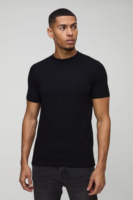 Essential Muscle Fit T-Shirt mit Rundhalsausschnitt - Image 1