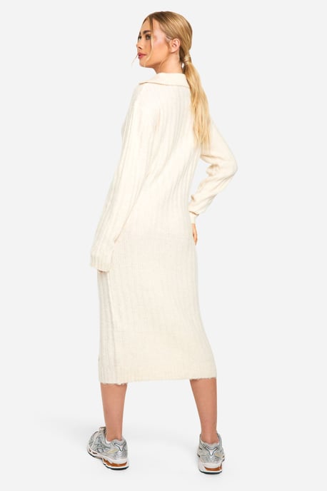 Boohoo Weiches Strick-Midaxikleid mit breitem Rippkragen - Image 2