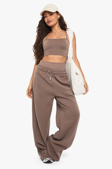 Boohoo Basics Seamless Rib Gepolsterter Sport-BH mit leichtem Halt - Image 3