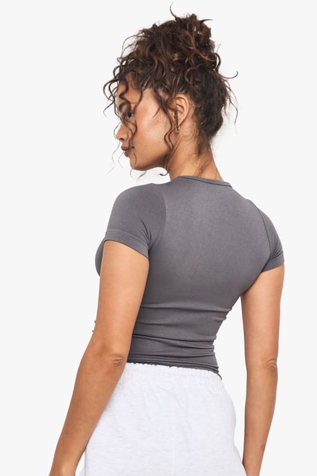 Boohoo Basics Seamless Rib Kurzarmtop - Image 2