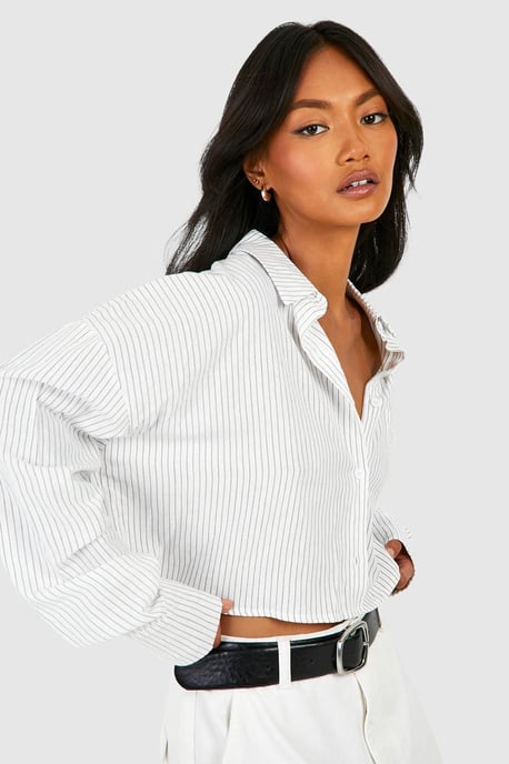 Boohoo Gestreiftes Cropped-Hemd - Image 1