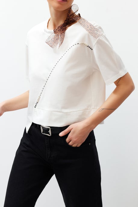 TRENDYOLMİLLA Mädchen Weiß Einfarbig Kurz Regular Fit T-Shirts - Image 5