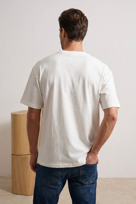 TRENDYOL MAN Herren Ecru Bestickt Kurz Oversize T-Shirts - Image 2