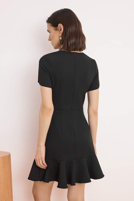TRENDYOLMİLLA Damen Schwarz Einfarbig Kurz / Mini Kurz Skater Kleider - Image 5