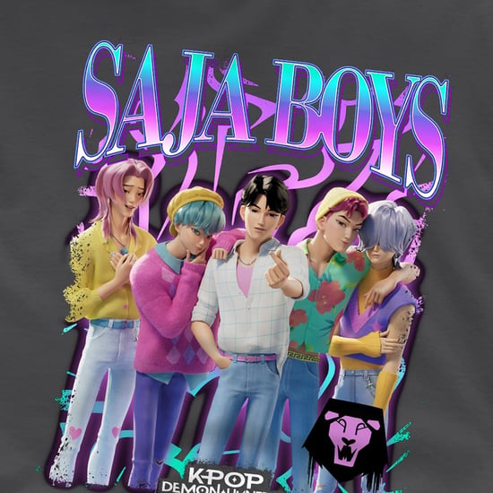 K-Pop Demon Hunters - "Saja Boys" T-Shirt für Kinder (Holzkohle) - Image 3