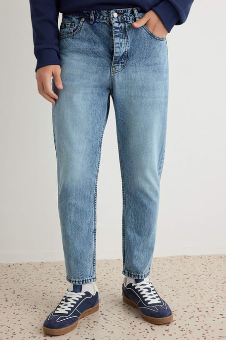 TRENDYOL MAN Herren Dunkelblau Einfarbig Boyfriend Normale Taille Jeans - Image 1