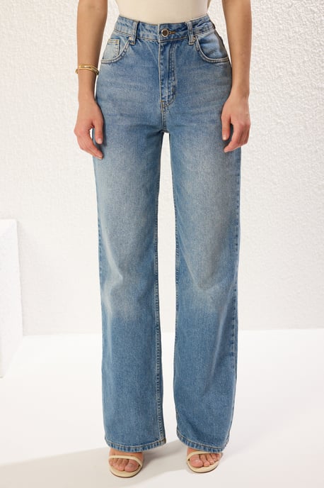 TRENDYOLMİLLA Damen Blau Einfarbig Weites Bein Hohe Taille Jeans - Image 2