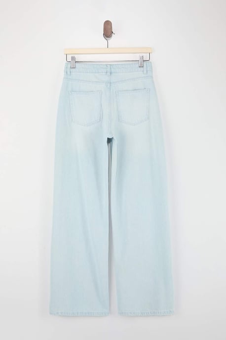 TRENDYOLMİLLA Damen Blau Einfarbig Weites Bein Normale Taille Jeans - Image 5