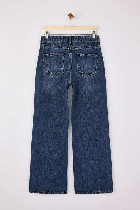 TRENDYOLMİLLA Damen Dunkelblau Einfarbig Weites Bein Normale Taille Jeans - Image 5
