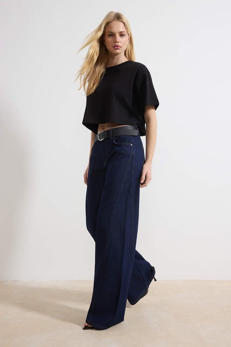 TRENDYOLMİLLA Damen Dunkelblau Einfarbig Weites Bein Normale Taille Jeans - Image 6