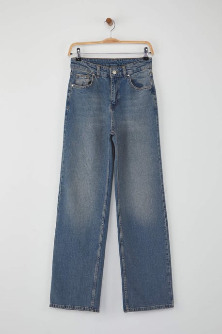 TRENDYOLMİLLA Damen Blau Einfarbig Weites Bein Hohe Taille Jeans - Image 4