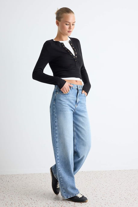 TRENDYOLMİLLA Damen Dunkelblau Einfarbig Weites Bein Hohe Taille Jeans - Image 4