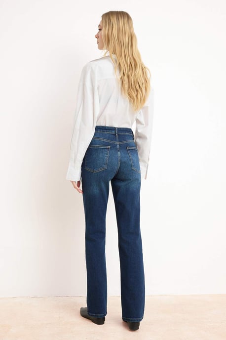 TRENDYOLMİLLA Damen Blau Einfarbig Slim Hohe Taille Jeans - Image 3