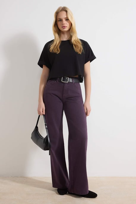 TRENDYOLMİLLA Damen Bordeaux Einfarbig Weites Bein Hohe Taille Jeans - Image 1