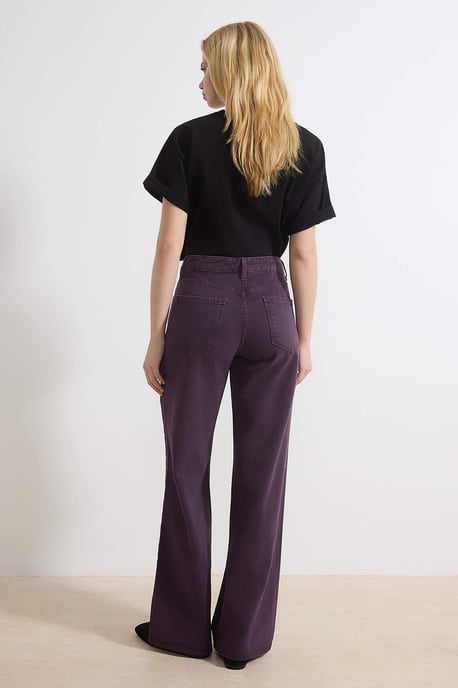 TRENDYOLMİLLA Damen Bordeaux Einfarbig Weites Bein Hohe Taille Jeans - Image 3