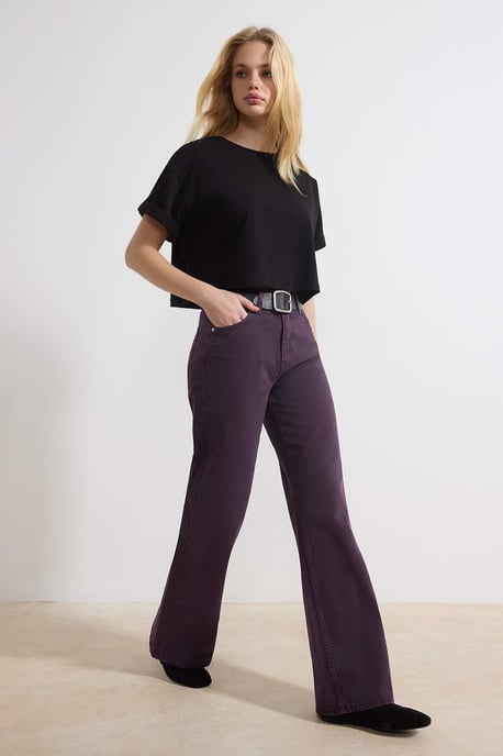 TRENDYOLMİLLA Damen Bordeaux Einfarbig Weites Bein Hohe Taille Jeans - Image 6