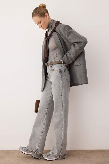 TRENDYOLMİLLA Damen Grau Einfarbig Weites Bein Hohe Taille Jeans - Image 4
