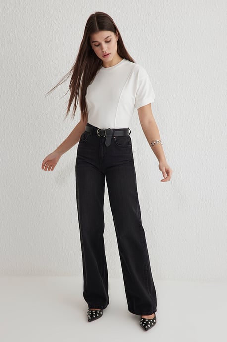 TRENDYOLMİLLA Damen Schwarz Einfarbig Weites Bein Hohe Taille Jeans - Image 4