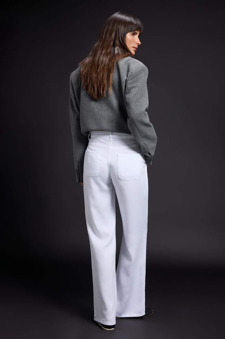 TRENDYOLMİLLA Damen Weiß Einfarbig Weites Bein Tiefe Taille Jeans - Image 3