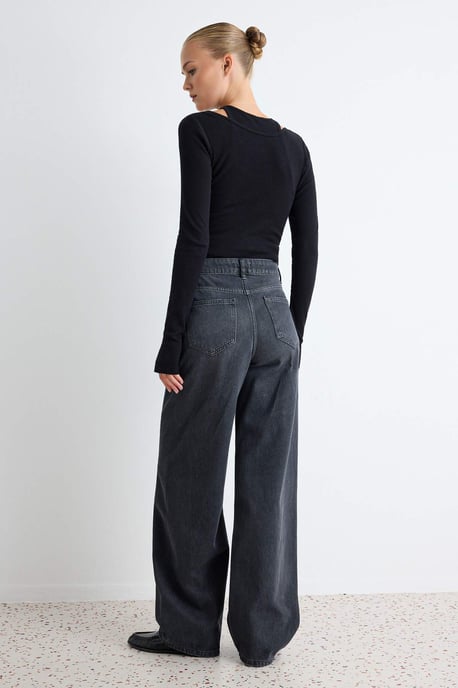 TRENDYOLMİLLA Damen Grau Einfarbig Barrel Hohe Taille Jeans - Image 3