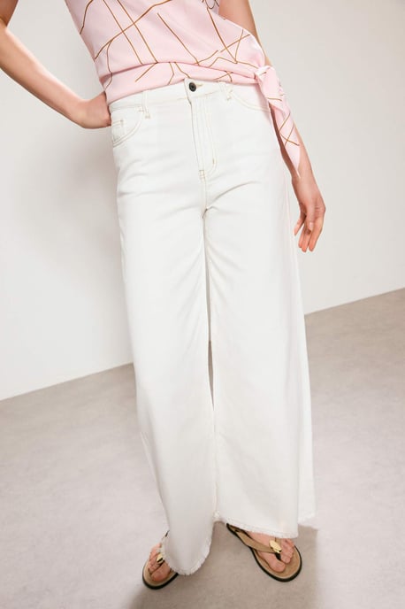 TRENDYOLMİLLA Damen Ecru Einfarbig Weites Bein Hohe Taille Jeans - Image 3