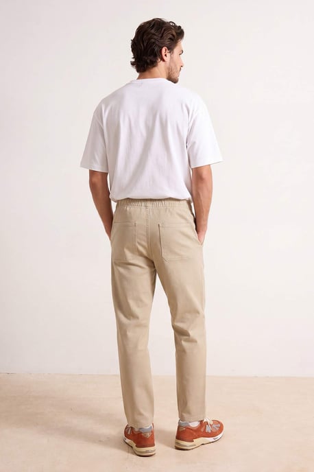 TRENDYOL MAN Herren Beige Einfarbig Regular Fit Normale Taille Jeans - Image 2