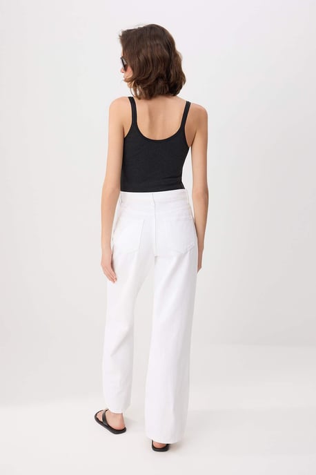 TRENDYOLMİLLA Damen Weiß Einfarbig Weites Bein Hohe Taille Jeans - Image 3