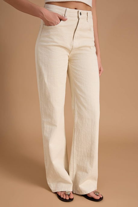 TRENDYOLMİLLA Damen Ecru Einfarbig Weites Bein Hohe Taille Jeans - Image 2