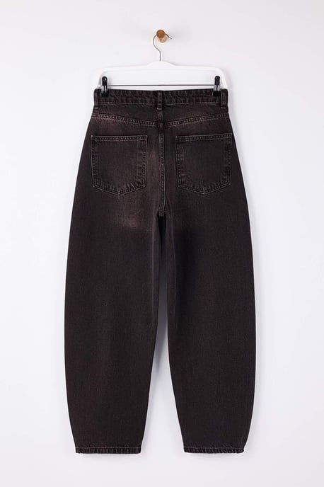 TRENDYOLMİLLA Damen Braun Einfarbig Barrel Hohe Taille Jeans - Image 5