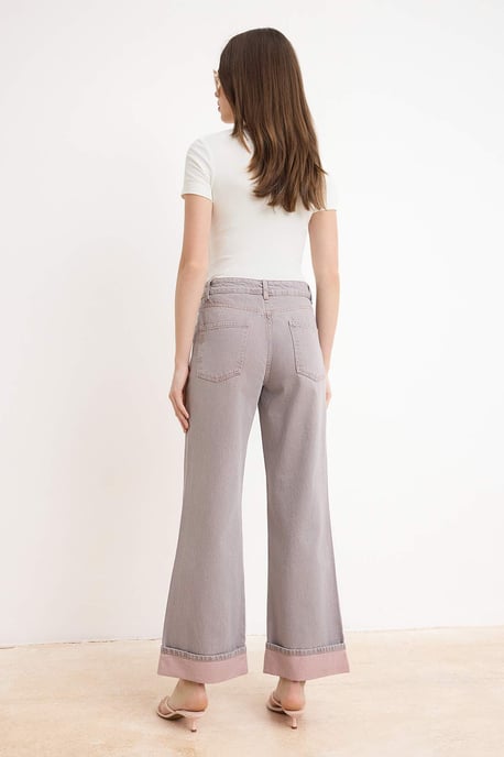 TRENDYOLMİLLA Damen Rosa Einfarbig Weites Bein Hohe Taille Jeans - Image 3