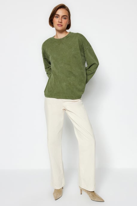 TRENDYOLMİLLA Damen Khaki Einfarbig Lang Relaxed Fit T-Shirts - Image 5