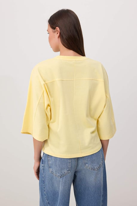 TRENDYOLMİLLA Damen Gelb Einfarbig 3/4-Arm Oversize T-Shirts - Image 4