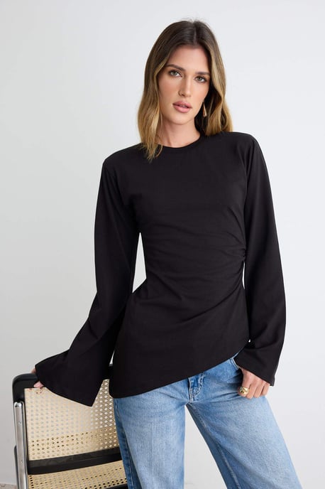 TRENDYOLMİLLA Damen Schwarz Einfarbig Lang Tailliert T-Shirts - Image 4