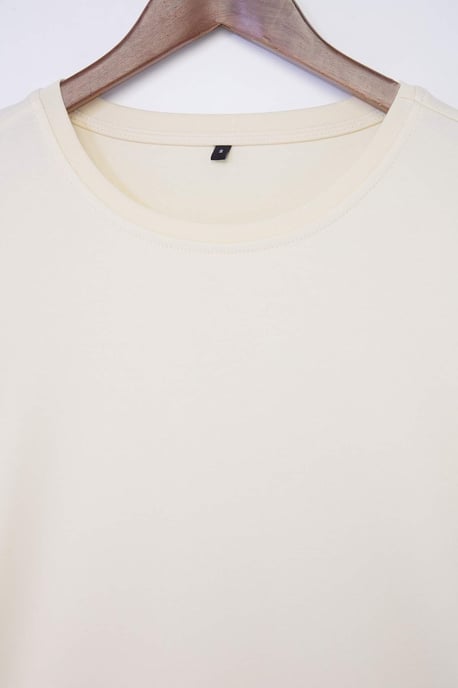 TRENDYOL MAN Herren Beige Einfarbig Lang Regular Fit T-Shirts - Image 5