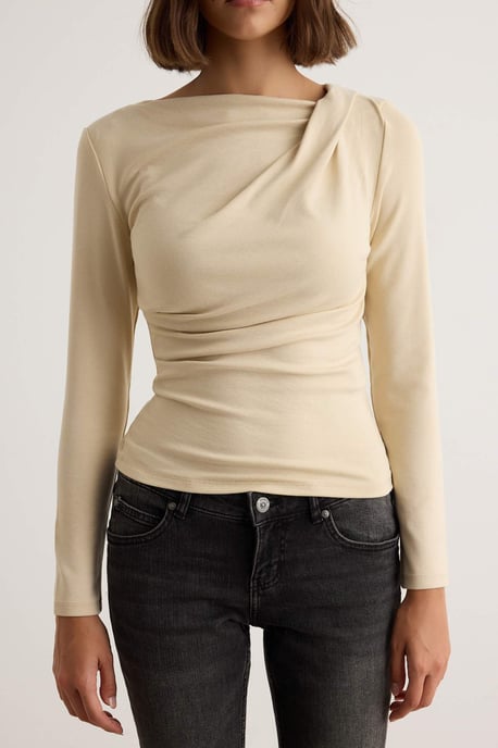 TRENDYOLMİLLA Damen Beige Einfarbig Lang Tailliert Blusen - Image 3