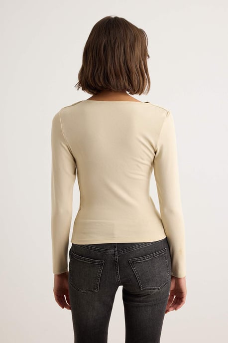 TRENDYOLMİLLA Damen Beige Einfarbig Lang Tailliert Blusen - Image 4