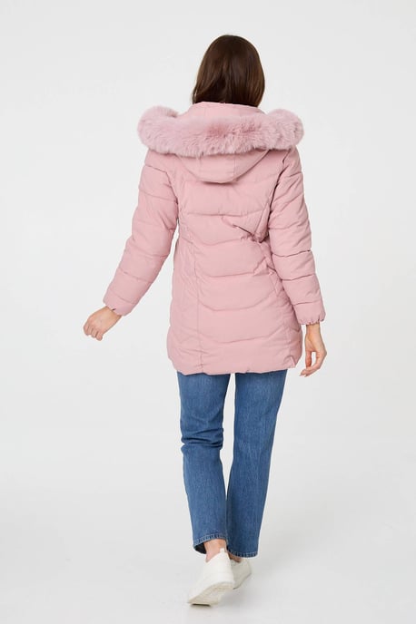 Rosa Steppjacke mit Kapuze, Kunstfellbesatz und Reißverschluss - Image 3