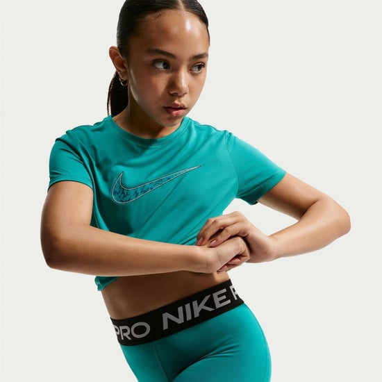 Nike - Kompressions-Shorts für Mädchen (Arktisgrün) - Image 3