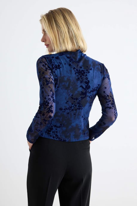 TRENDYOLMİLLA Damen Dunkelblau Geblümt Lang Tailliert Blusen - Image 3