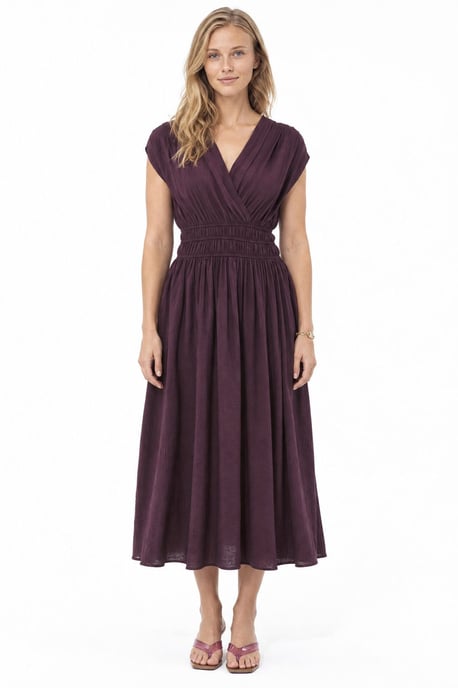 Texturiertes Midikleid mit V-Ausschnitt - Image 4