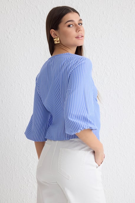 TRENDYOLMİLLA Damen Blau Gestreift 3/4-Arm Tailliert Blusen - Image 4